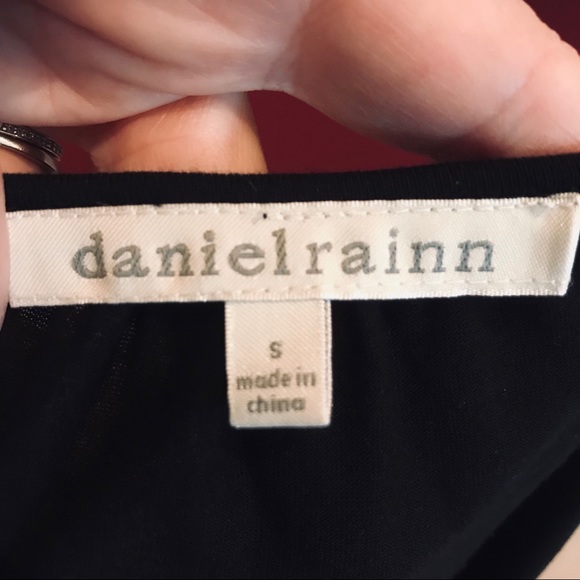 Beautiful Daniel Rainn Mixed Media Top Small - Picture 7 of 8